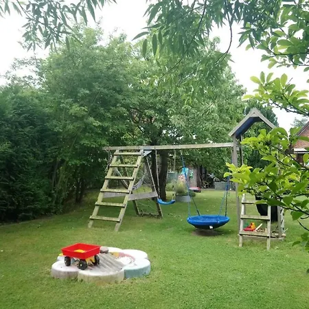 Ferienwohnung Teschow 아파트